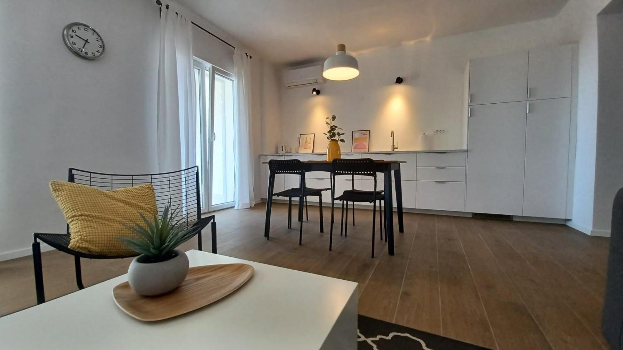 Apartments Daria クルク エクステリア 写真